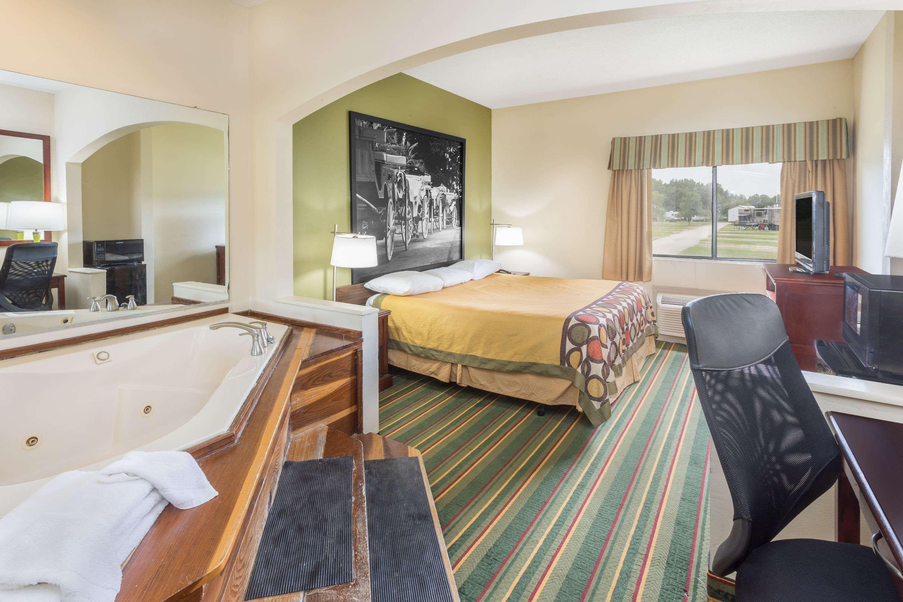 Super 8 By Wyndham Duson Lafayette West Area Motell Exteriör bild